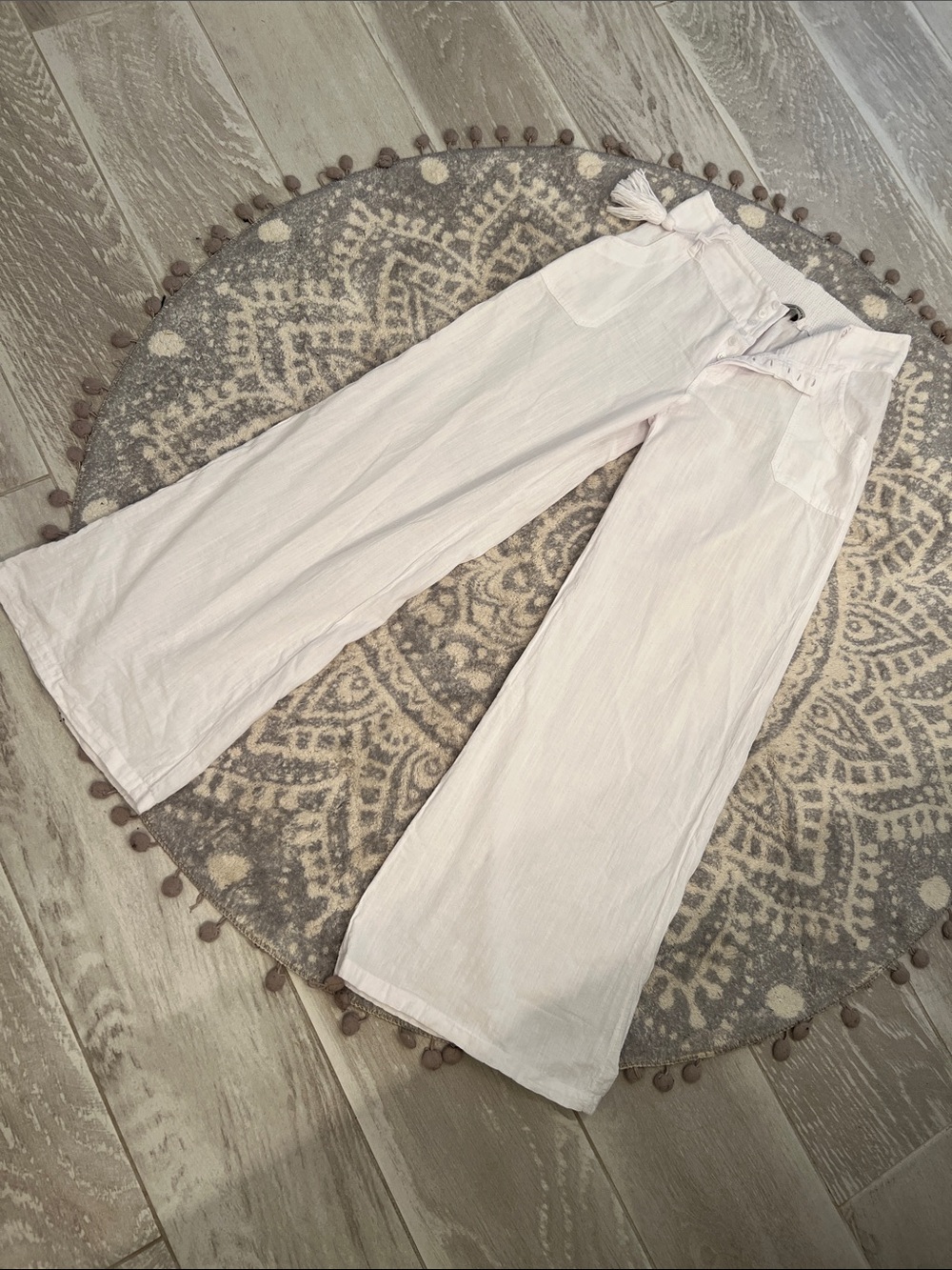 Women’s Wide-Leg 100% Quality Cotton button-up pants. Never Worn!
